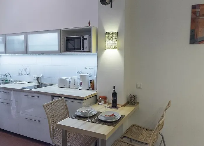 Standard Apartment By Hi5-Liszt Ferenc Square