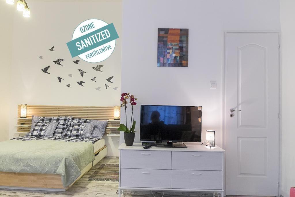 Apartment Standard Apartment By Hi5-Liszt Ferenc Square *