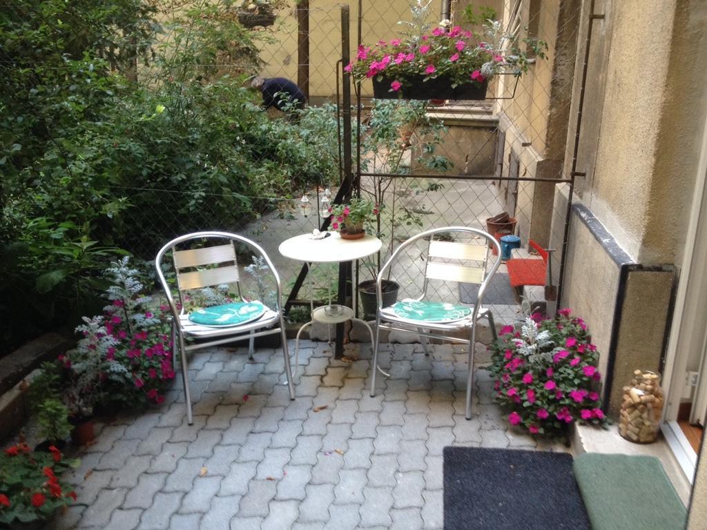 Apartment Standard Apartment By Hi5-Liszt Ferenc Square Budapest